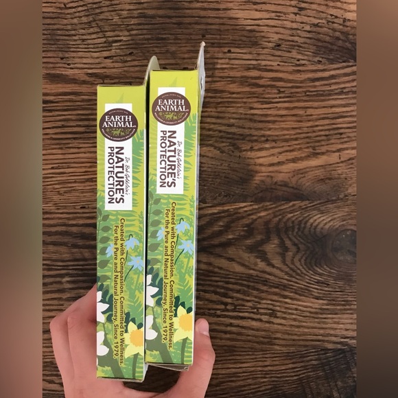 Nature’s Protection Herbal Flee and Tick Collars—Set of 2–NEW - Picture 4 of 4